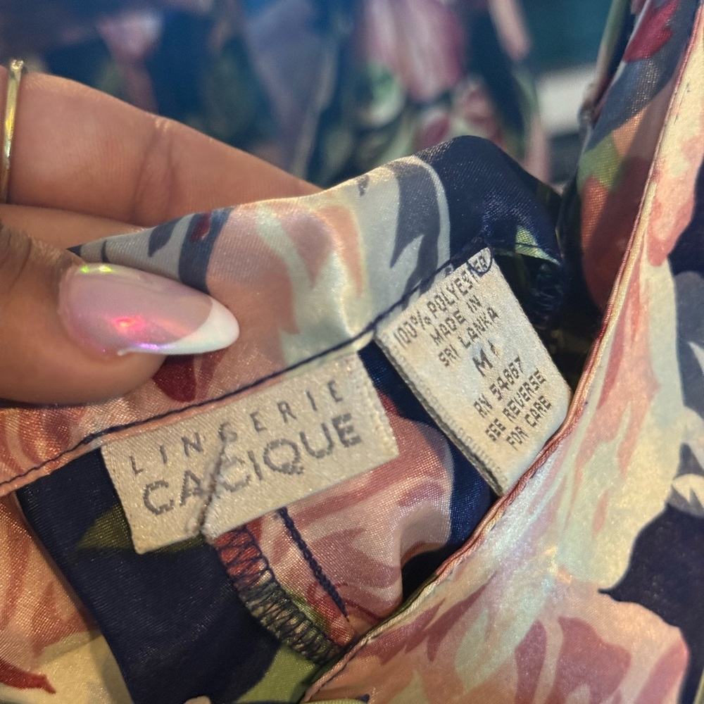 VTG Cacique Navy and Pink Floral Lingerie - Picture 4 of 7
